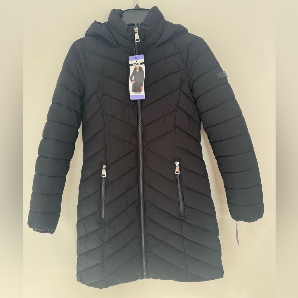 Dkny Women's Black Puffer Coat